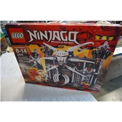 LEGO NINJAGO 2505 GARMADDIS DARK FORTRESS