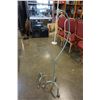 Image 1 : 2 METAL PLANT STAND HOOKS