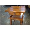Image 2 : OAK 1 DRAWER END TABLE