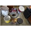 Image 1 : 5PC DRUM SET W/ STAND AND SEAT