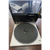 Image 3 : TECHNICS 5C-5 DIRECT DRIVE AUTOMATIC TURNTABLE SYSTEM