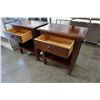 Image 2 : PAIR OF 1 DRAWER HOOKER FURNITURE MODERN NIGHTSTANDS