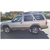 Image 10 : 2001 NISSAN PATHFINDER, 4 DOOR STATION WAGON HATCHBACK, AUTOMATIC, 268890KM WITH 3 KEYS AND 3 FOBS, 