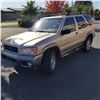 Image 1 : 2001 NISSAN PATHFINDER, 4 DOOR STATION WAGON HATCHBACK, AUTOMATIC, 268890KM WITH 3 KEYS AND 3 FOBS, 