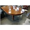 Image 8 : ROUND MAHOGANY DINING TABLE W/ 8 BALOON BACK CHAIRS