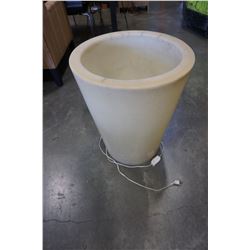 LIGHT UP PLANTER