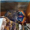Image 3 : NAVIADRATP SET, HALO SET W/ MATRIX AND LOST IN SPACE FIGURES