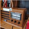 Image 2 : THOMAS VINTAGE LOOK RADIO