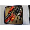 Image 3 : TRAY LOT OF BBQ LIGHTERS