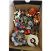 Image 5 : BOX OF MOSTLY VINTAGE TOYS, HOTWHEELS, FISHER PRICE, STARWARS, ETC