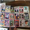 Image 4 : BINDER OF 200 VINTAGE MLB BASEBALL STAR CARDS