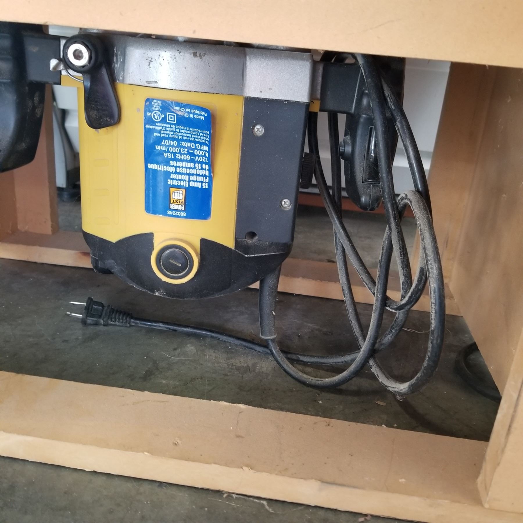 ROUTER TABLE AND POWER FIST ROUTER - Big Valley Auction