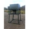 Image 1 : 2,000-lb. AWS Broadcast Feeder