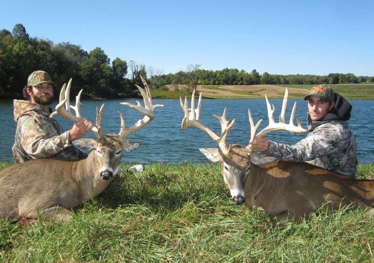5 Star Ohio Whitetail Deer Hunt for 2 Hunters