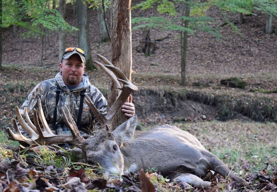 Whitetail Deer hunt with Xtreme World Class Whitetails of Ohio