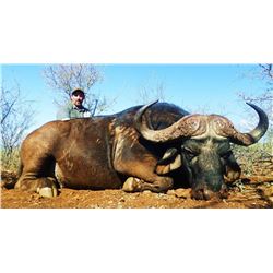 South Africa:10 D Big 5 Hunt for 2 hunters, includes $16,200 TF credit or 4 trophies