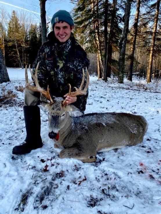 Michigan 3 Day/2 nights Management Whitetail Deer Hunt for One