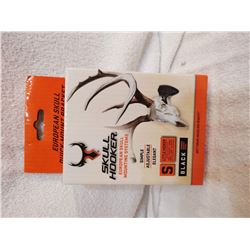 Skull Hooker European Skull Mounting Bracket