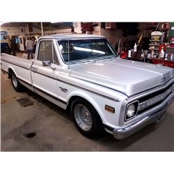 1969 CHEVY C-10 PICK UP / SHOW CONDITION!