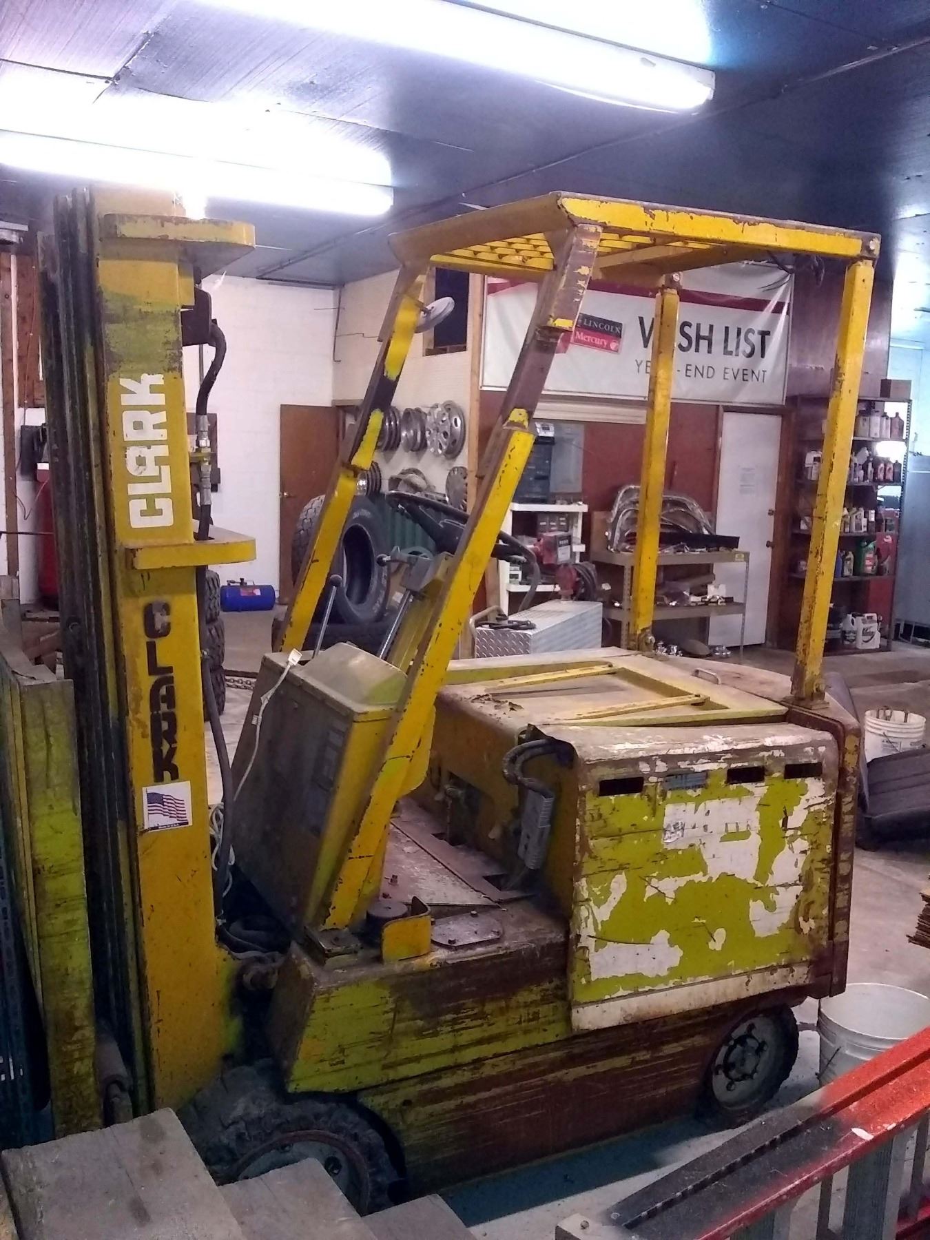 Clark Electric Fork Truck, Runs