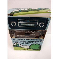 VINTAGE NEW IN THE BOX $39.99 CB / AM RADIO 1960-70s