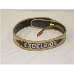 CAIRNS WHITE LEATHER PARADE BELT W/ CUT OUT LETTE