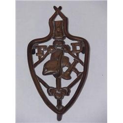 BRASS FIREMANS TRIVET W/ F.D. CROSS TRUMPETS, FIR