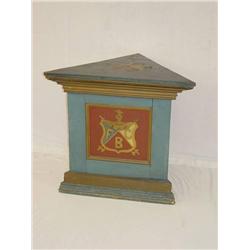  EARLY 20TH CENT. TRI-CORNER PEDESTAL PAINT DECOR