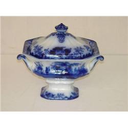  14 SCINDE FLOW BLUE 2 PC. PEDESTALED SOUP TUREEN