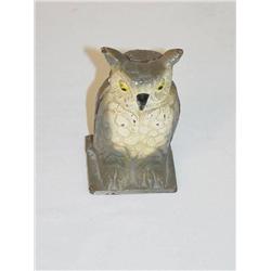  4 1/2 CAST IRON PAINTED OWL STILL BANK - MINOR P