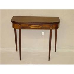  NEW ENGLAND SHAPED TOP HEPPLEWHITE MAHOGANY CARD