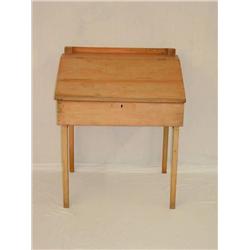  19TH CENT. PRIMITIVE PINE & MAPLE SCHOOL DESK IN