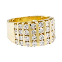 1.90 ctw Diamond Ring - 18KT Yellow Gold