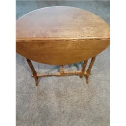 Drop Leaf Table made by Terry Hill
