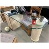 Image 1 : 3 DRAWER SINGLE PEDESTAL GLASS TOP DESK