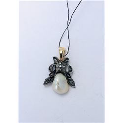 Vintage Pearl Pendant