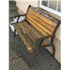 Image 2 : Garden Bench & Pots A