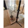 Image 3 : Vases & More A