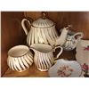 Image 2 : Bone China Royal Albert, Royal Vale & More A
