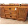 Image 2 : China Cabinet C
