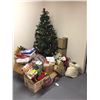 Image 1 : Christmas Décor A