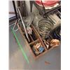 Image 2 : Craftsman Electronic Auto Scroller Saw & More C