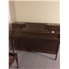 Image 8 : Willis & Co of Canada Piano & Bench C