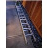 Image 2 : 10' Extension Ladder A