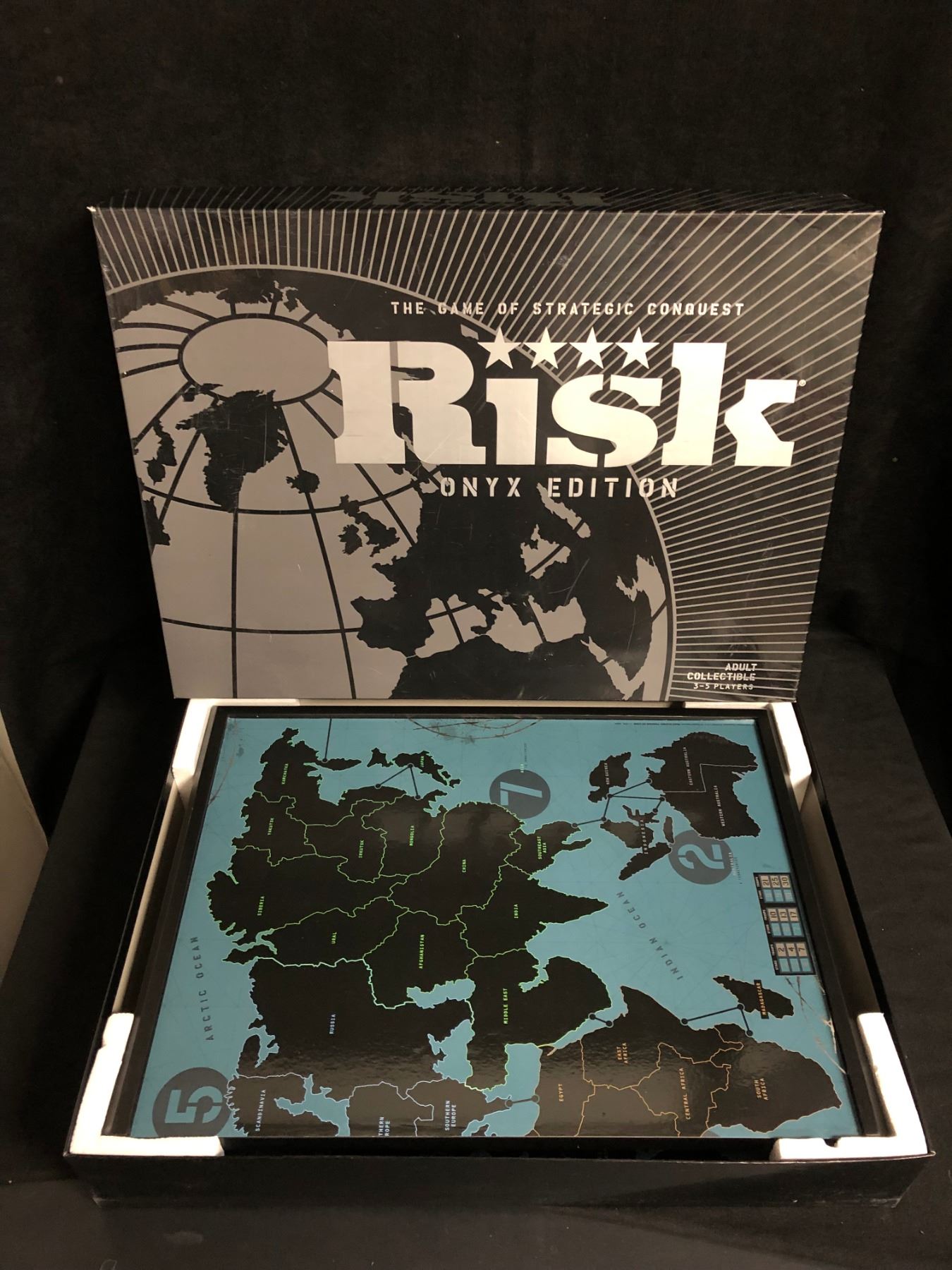 Risk Onyx Edition The Game of Strategic Conquest