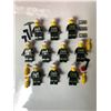 Image 1 : LEGO MINIFIGURES LOT