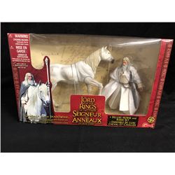 THE LORD OF THE RINGS THE TWO TOWERS DELUXE HORSE & RIDER SET