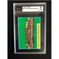 1962 TOPPS #37 CLEVELAND BROWNS (8 NMM)
