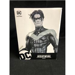 Batman Black & White 8 Inch Statue Figure - Nightwing By Jim Lee