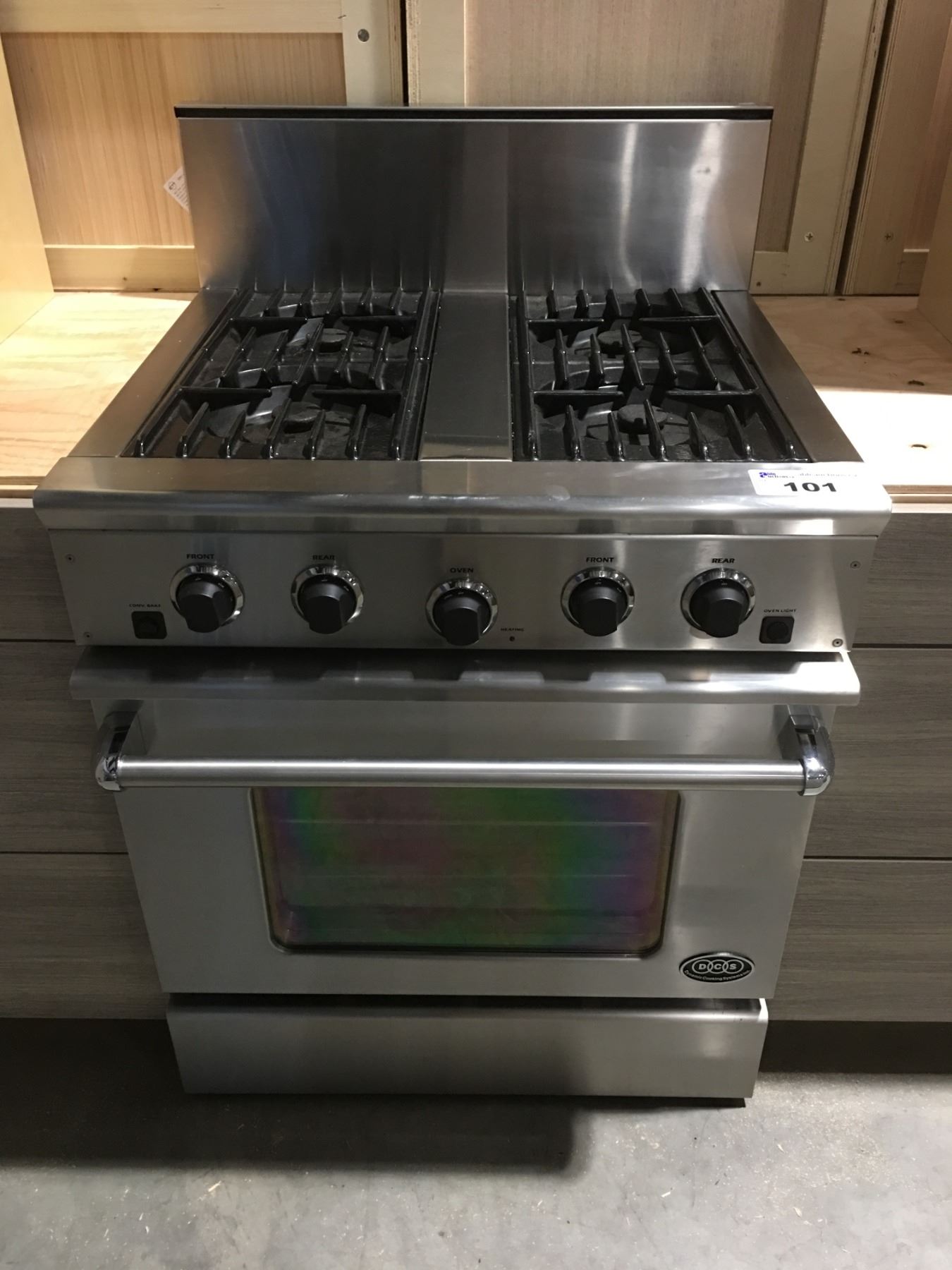 DCS DYNAMIC COOKING SYSTEMS STAINLESS STEEL 4 BURNER GAS STOVE